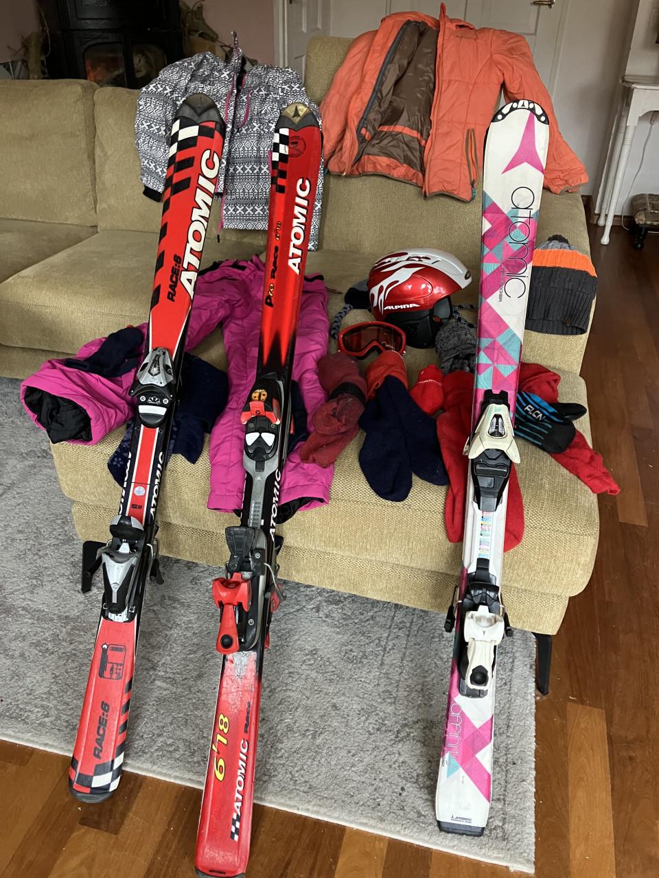 Ski 's kleding helm en bril