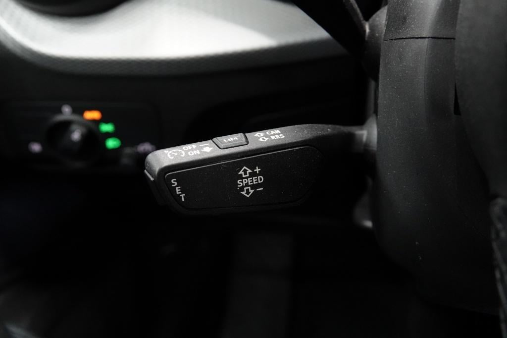 Audi Q2 35 tfsi | carplay | keyless | stoelverw. |