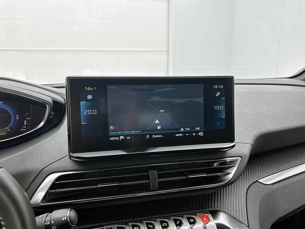 Peugeot 3008 plug-in hybrid 180 pk allure | rijklaar | adaptive cc |