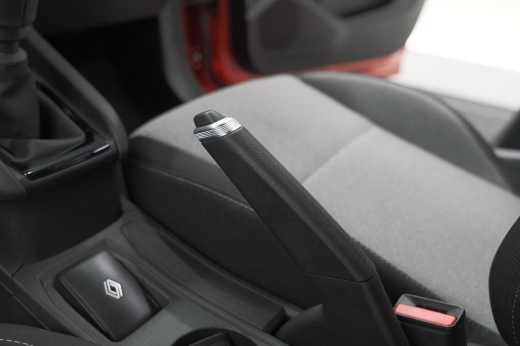 Renault Clio tce 90 gpf evolution | parkeersensoren | navigatie | apple car