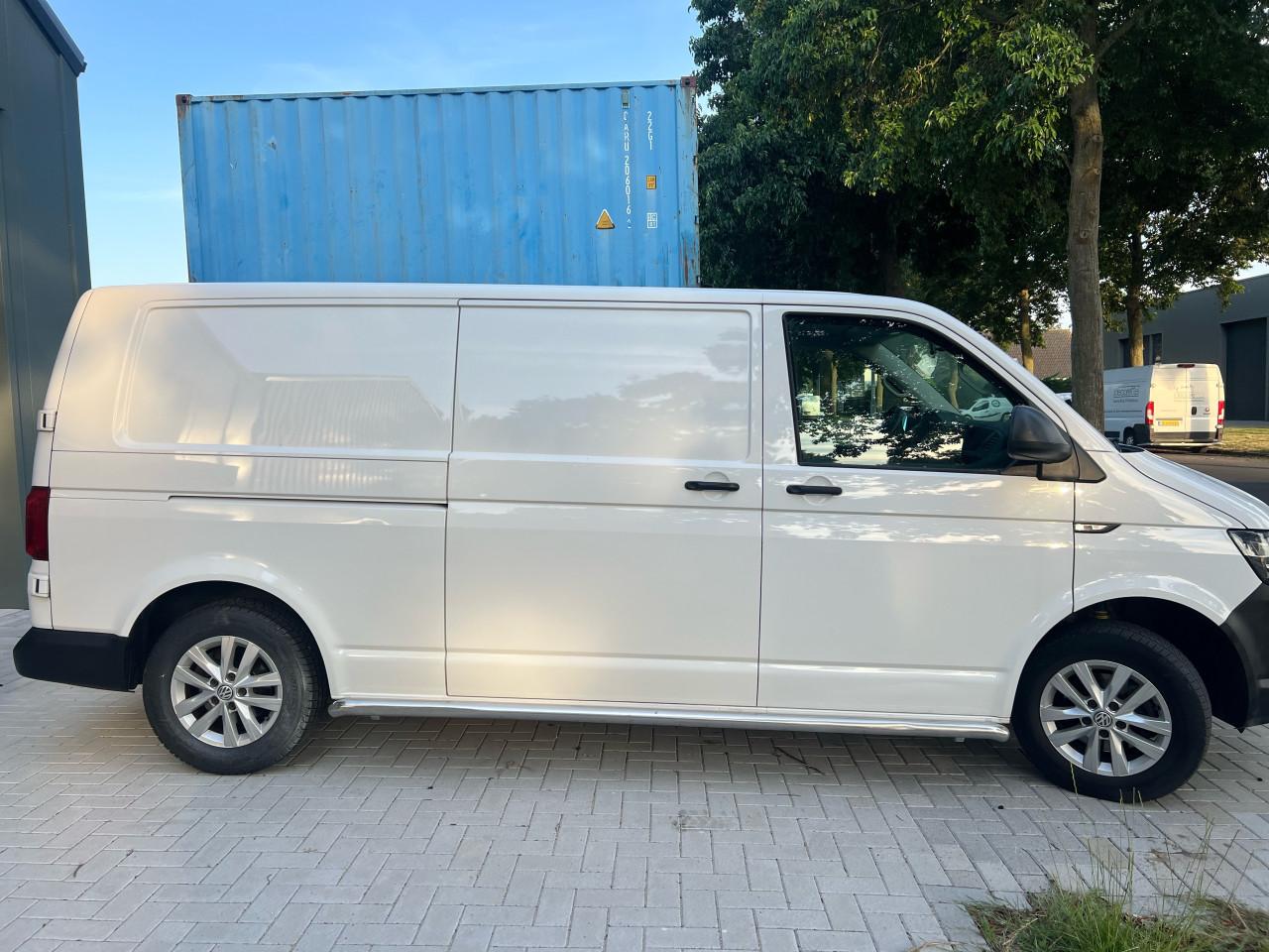 Volkswagen Transporter 2.0TDI L2 Trendline