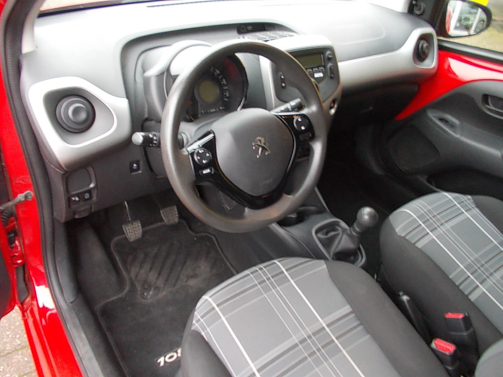Peugeot 108 1.0 vti 5-deurs airco bleutooth (btw verr.b.)