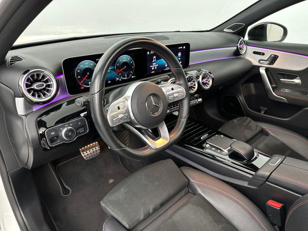 Mercedes-Benz A-Klasse 220 4matic amg pano acc sfeer memory