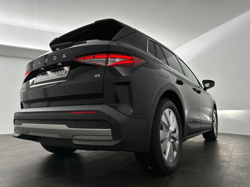 Skoda Elroq business edition elektromotor 210 kw / 286 pk suv