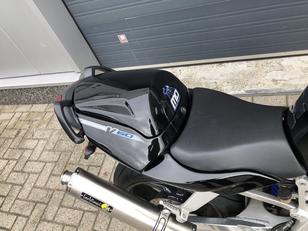 Aprilia SL1000 Falco, mooie sportieve motor, LeoVinci uitlaten €1895,-