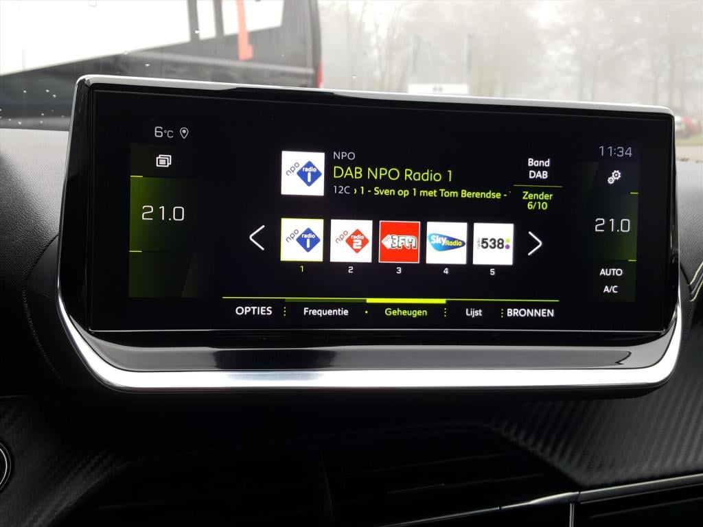 Peugeot 208 1.2 100pk gt-line 3d cockpit | apple carplay&android auto | nav