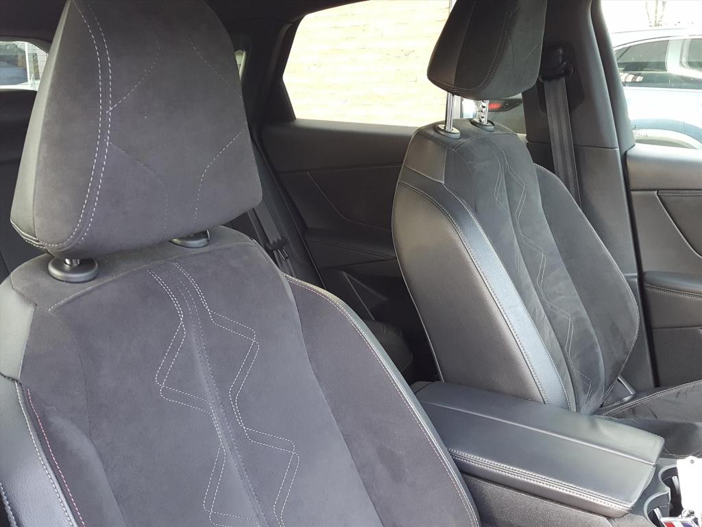 Ds Ds 7 crossback executive 1.6t-180pk automaat(eat8) navigatie | apple car