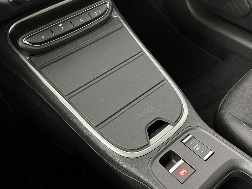 Jeep Avenger summit 54 kwh demo voordeel!