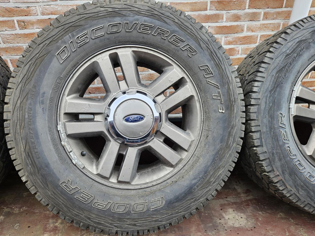 Ford rangers banden incl. velgen