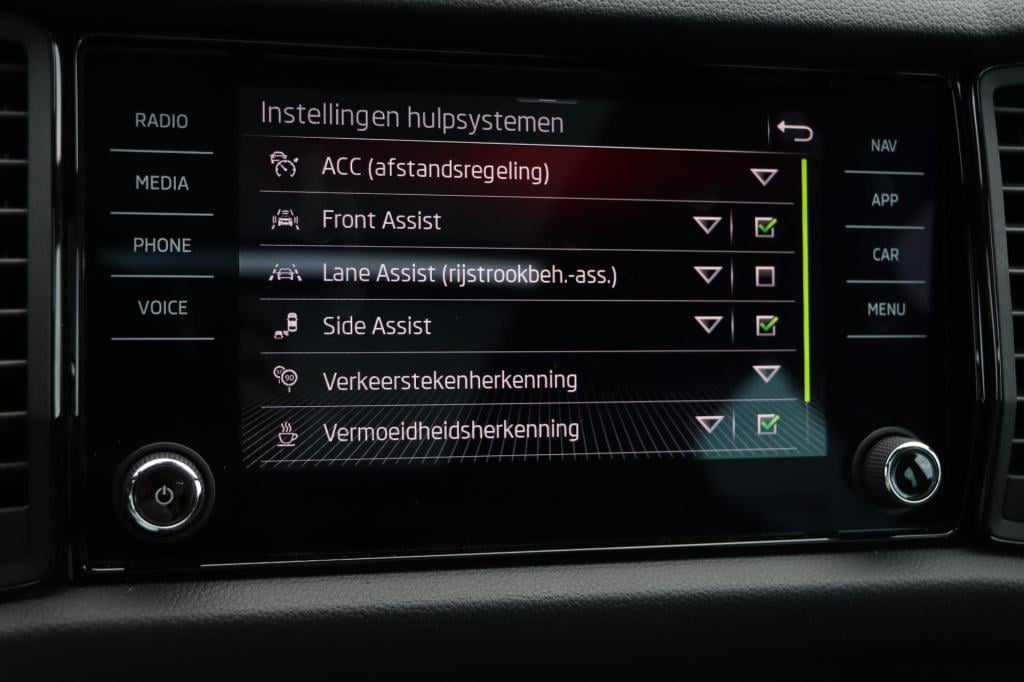 Skoda Kodiaq 1.5 tsi sportline business comfort 150pk dsg7