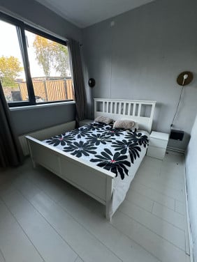 Ikea bed met  of zonder matras