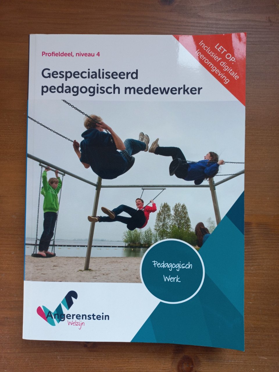 Lesboeken MBO opleiding Kindprofessional Niveau 4