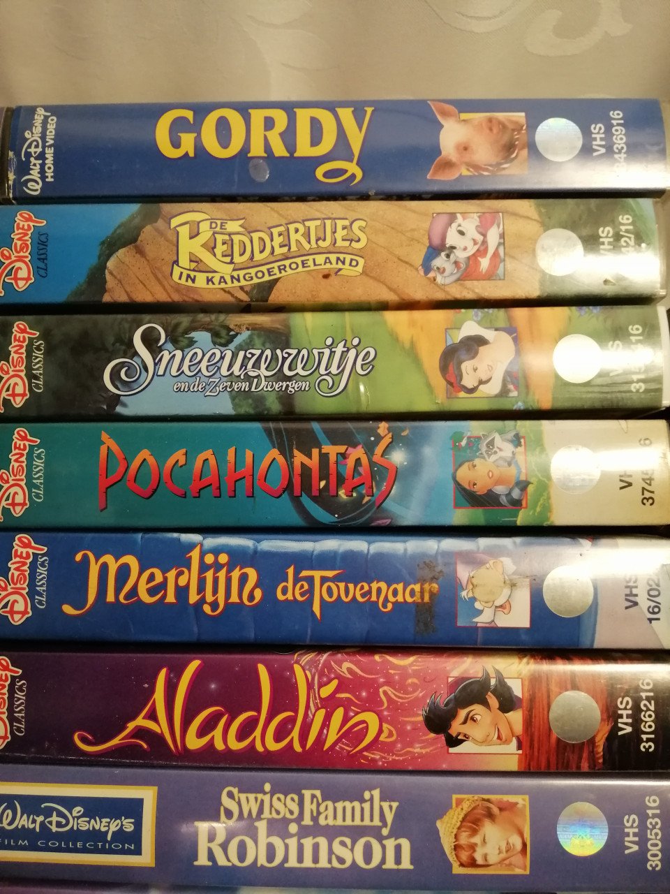 VHS (disney) films 110 stuks voor 25 euro!
