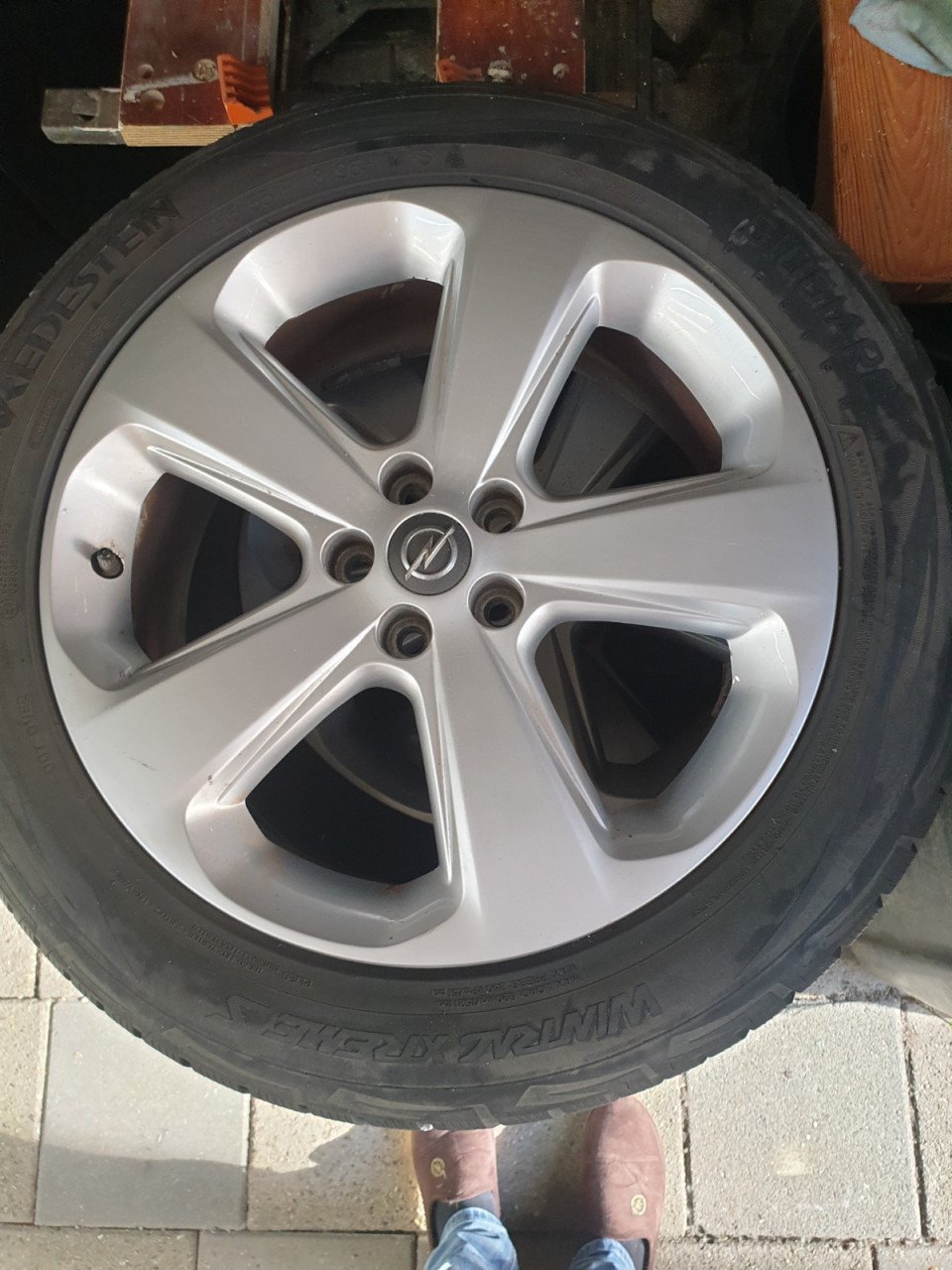 Set lichtmetalen velgen Vredestein banden 255/15 r18