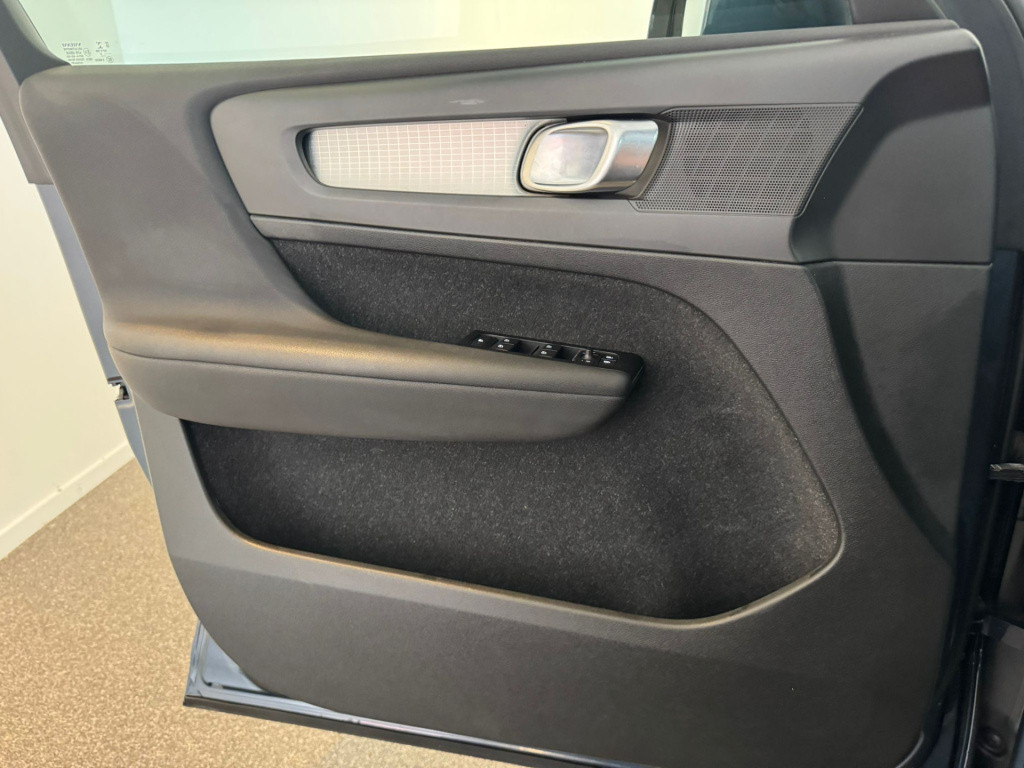 Volvo XC40 1.5 t4 recharge inscription expression