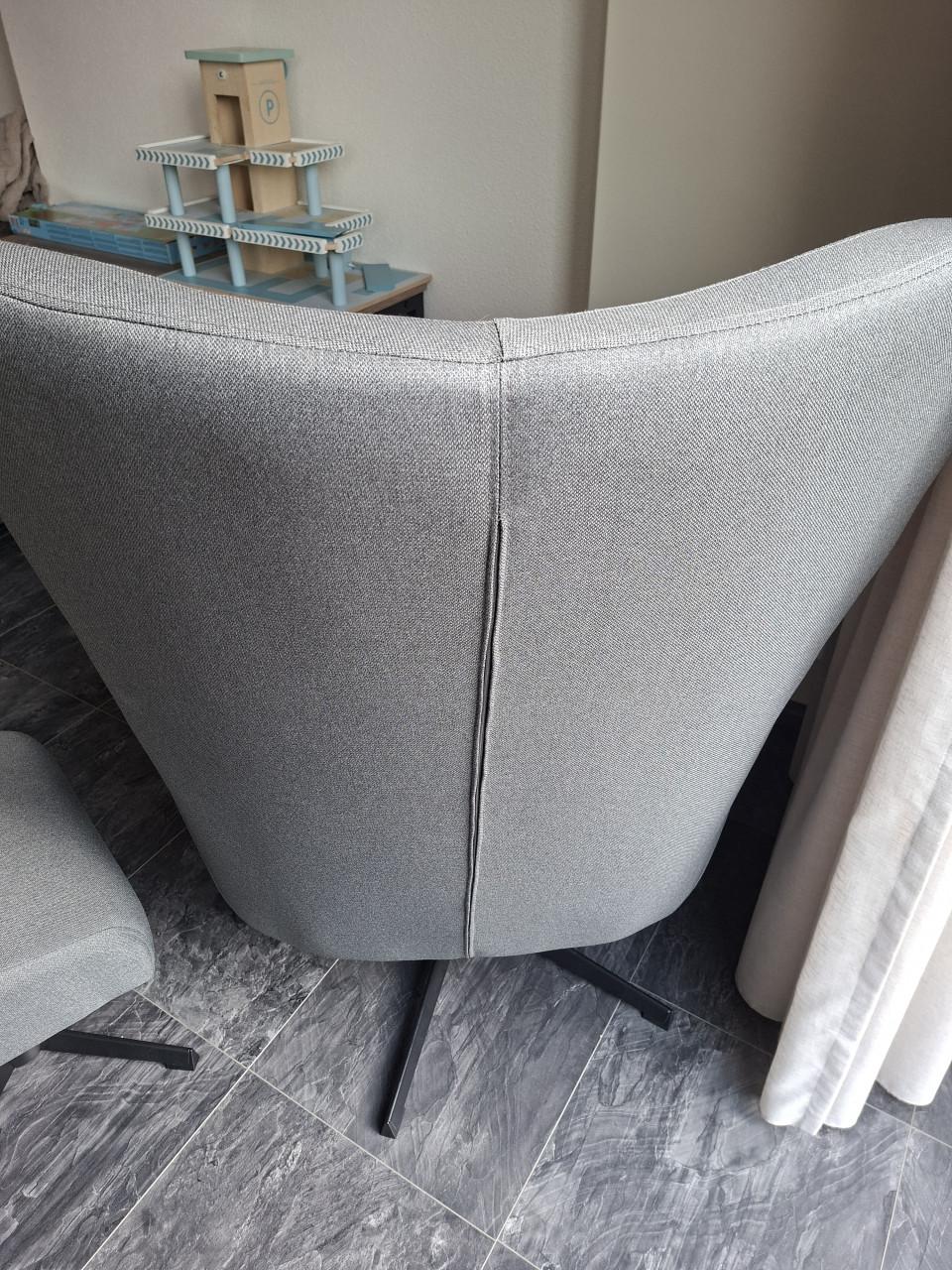 Draaifauteuil met voetenbank