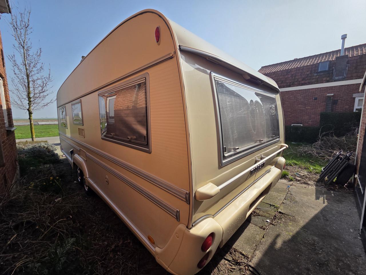 Tabbert baronesse 620 silver edition met voortent