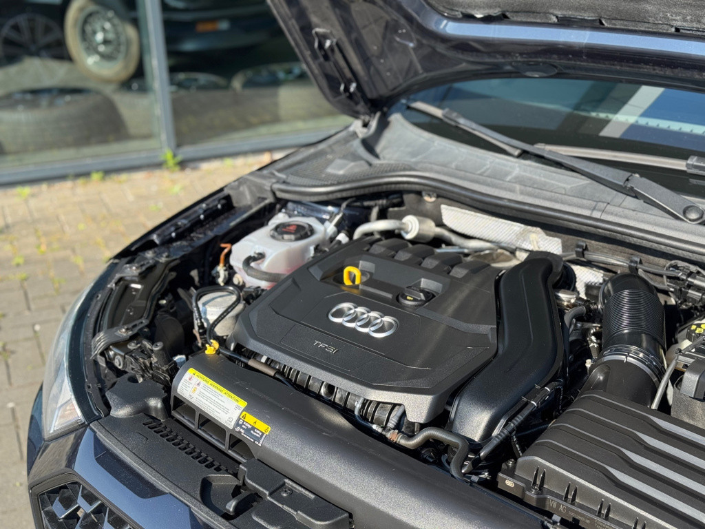 Audi A1 Sportback 35 tfsi advanced * stoelverwarming * navigatie * cruise c