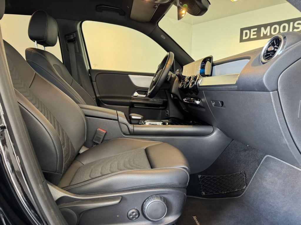 Mercedes-Benz Glb 200 business solution