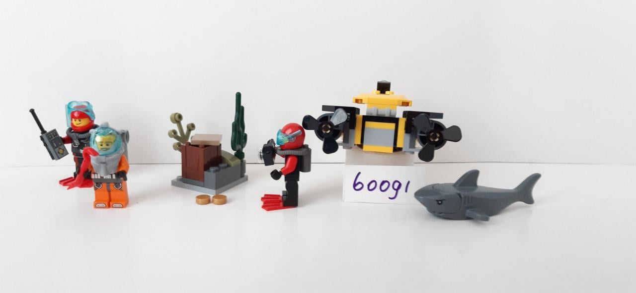 LEGO City 60091: Diepzee Starter Set,3 minifiguren + haai, boekje  + doos