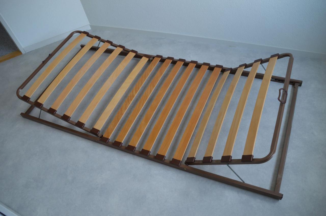 Lattenbodems, metaal+hout, 90x200 cm.