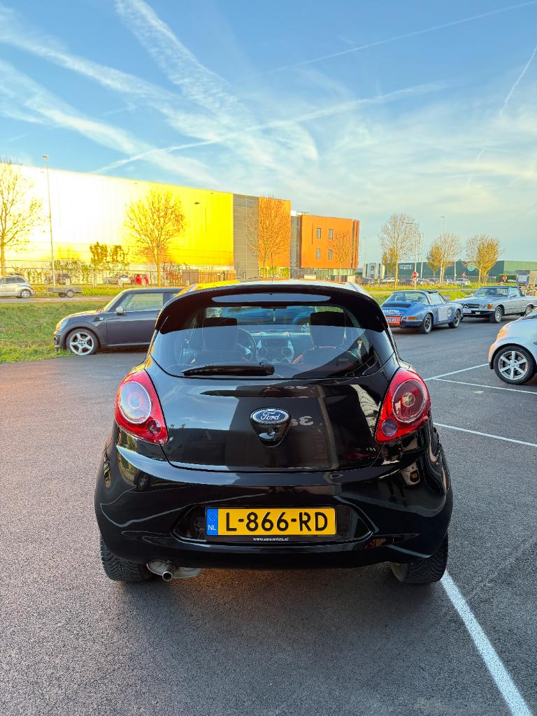 Ford KA 1.2 - titanium - airco