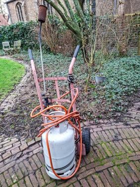 Gasbrander met 8m slang, gasfles, op steekkar