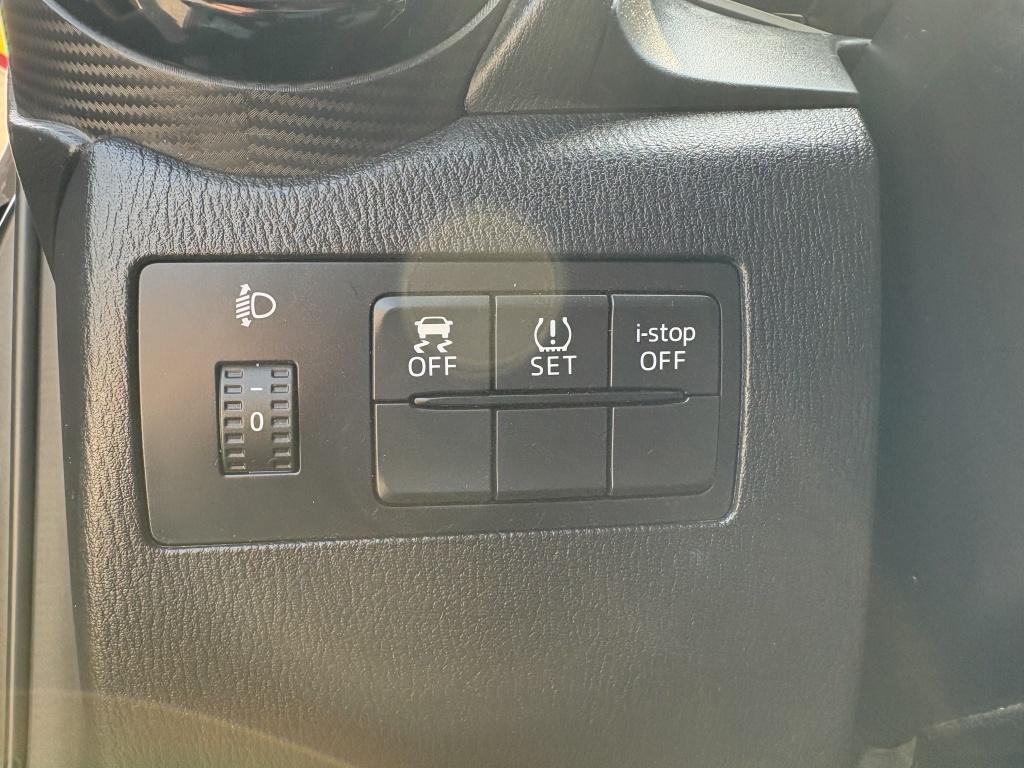 Mazda 2 1.5 skyactiv-g cruise|stoelverwarming|regensensor>