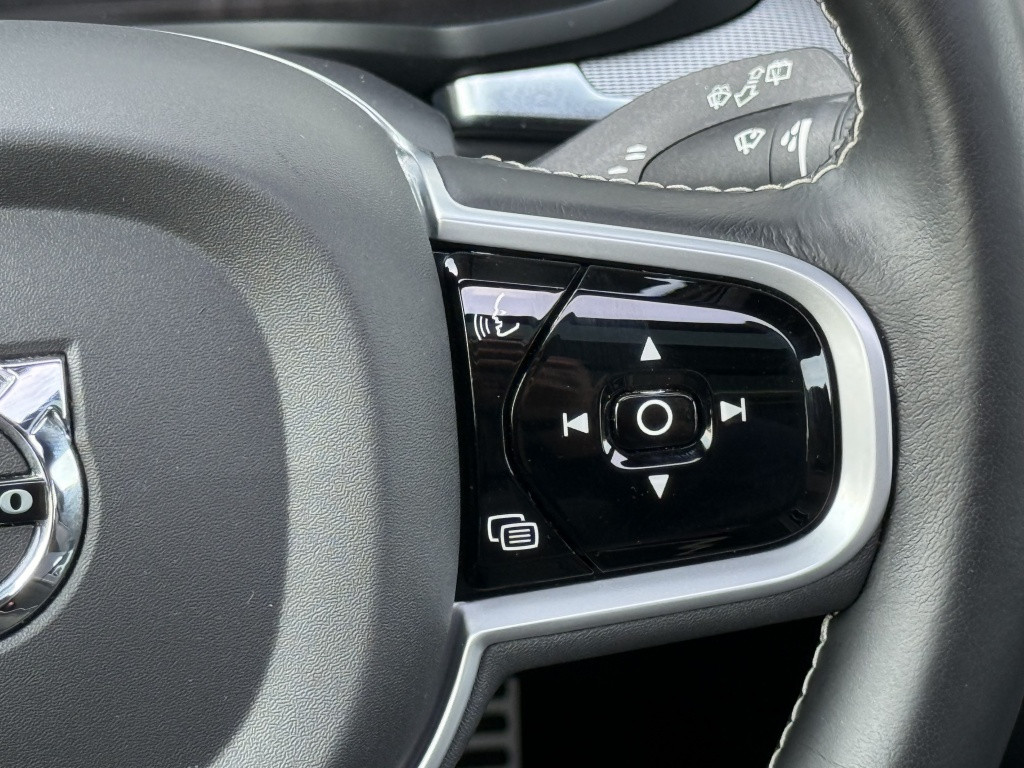 Volvo V60 t6 340pk recharge r-design| panodak| adap.cruise| trekhaak| stan