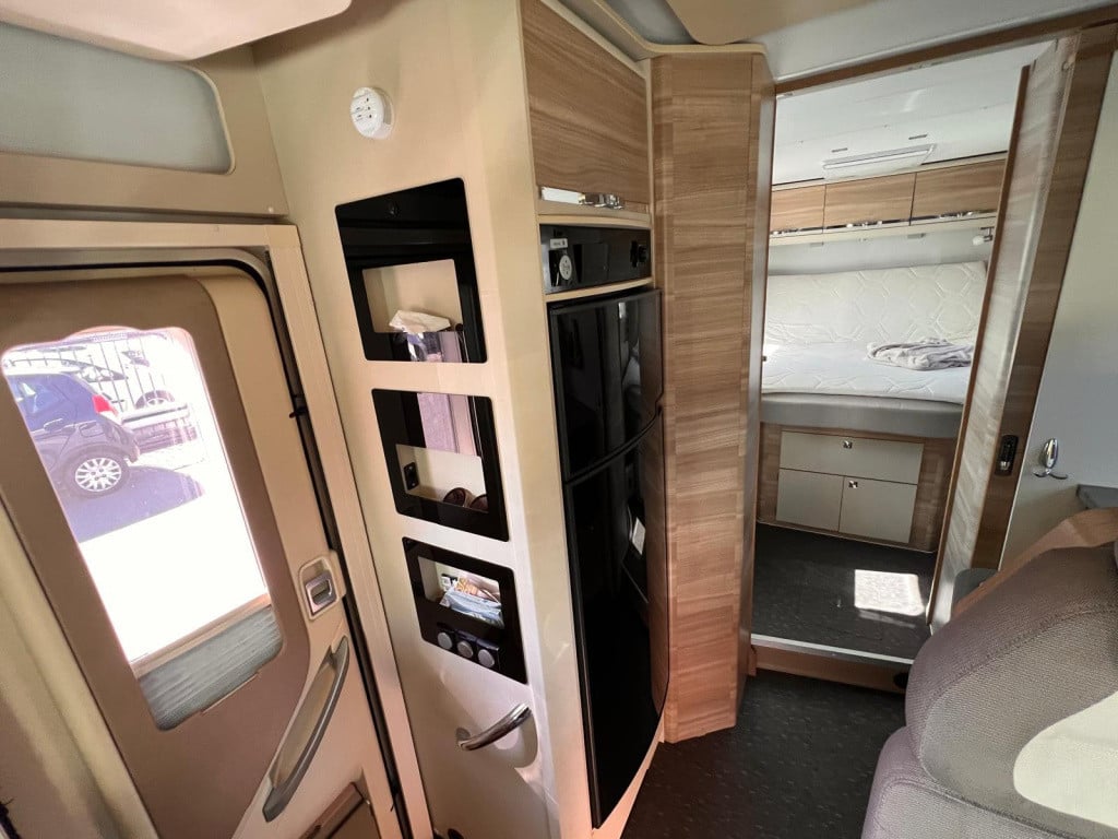 Adria Onbekend matrix m 670 sc edition50