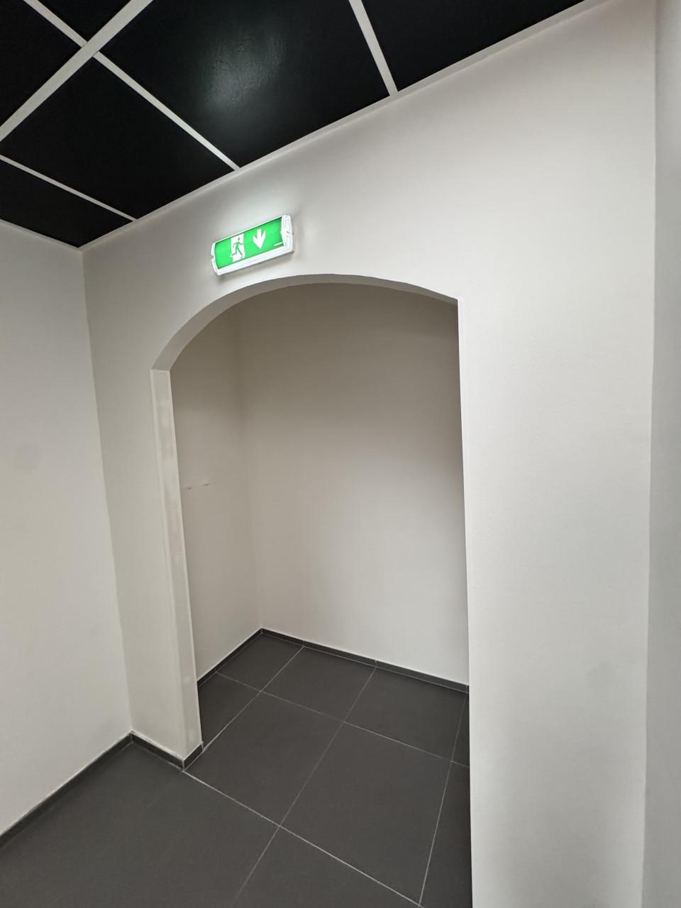 Magazijn-/bedrijfsruimte van 150 m²