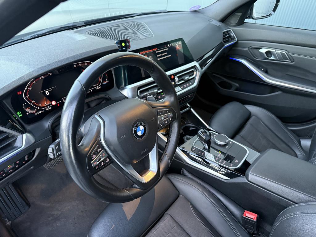 BMW 3-serie touring 330i automaat x-drive high executive
