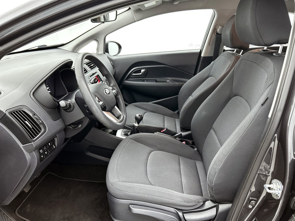 Kia Rio 1.2 cvvt comfort pack deze komt mbm via leseman