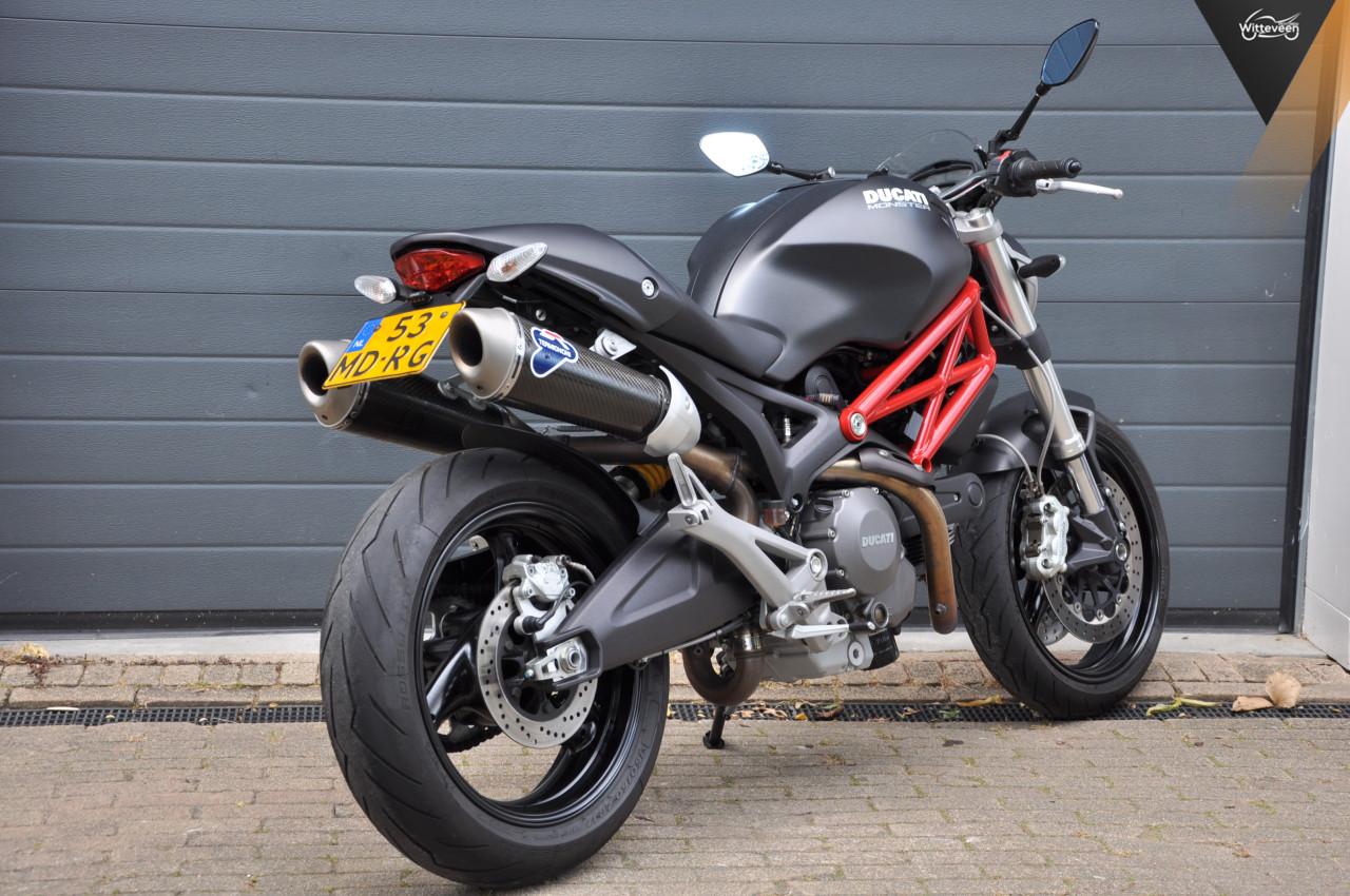 Ducati Monster 696 8100 kms!
