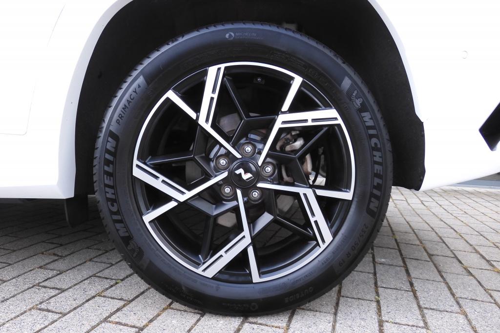 Hyundai Tucson 1.6 t-gdi n line sky | full options | pano | 360 camera | le