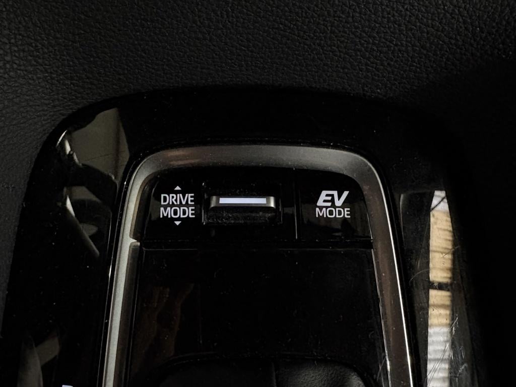 Toyota Corolla Touring Sports hybrid 140 dynamic