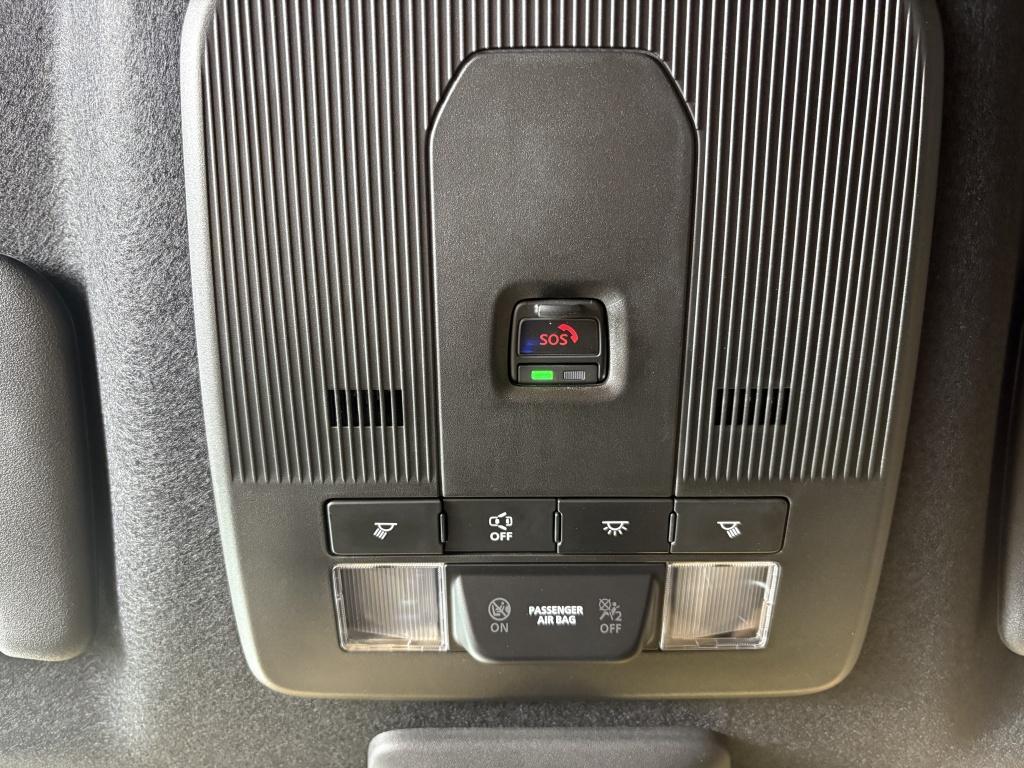 Toyota Urban Cruiser executive 61 kwh | panodak | jbl |