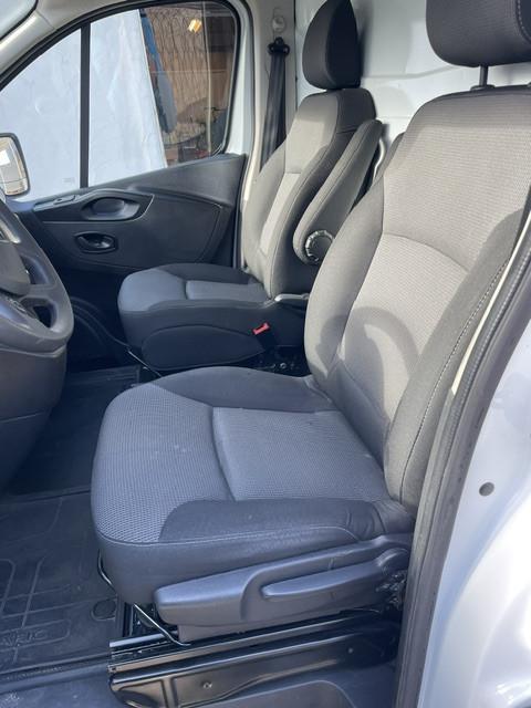 Renault Trafic 2.0 dCi 120 pk Euro6 Trekhaak 2 schuifdeuren