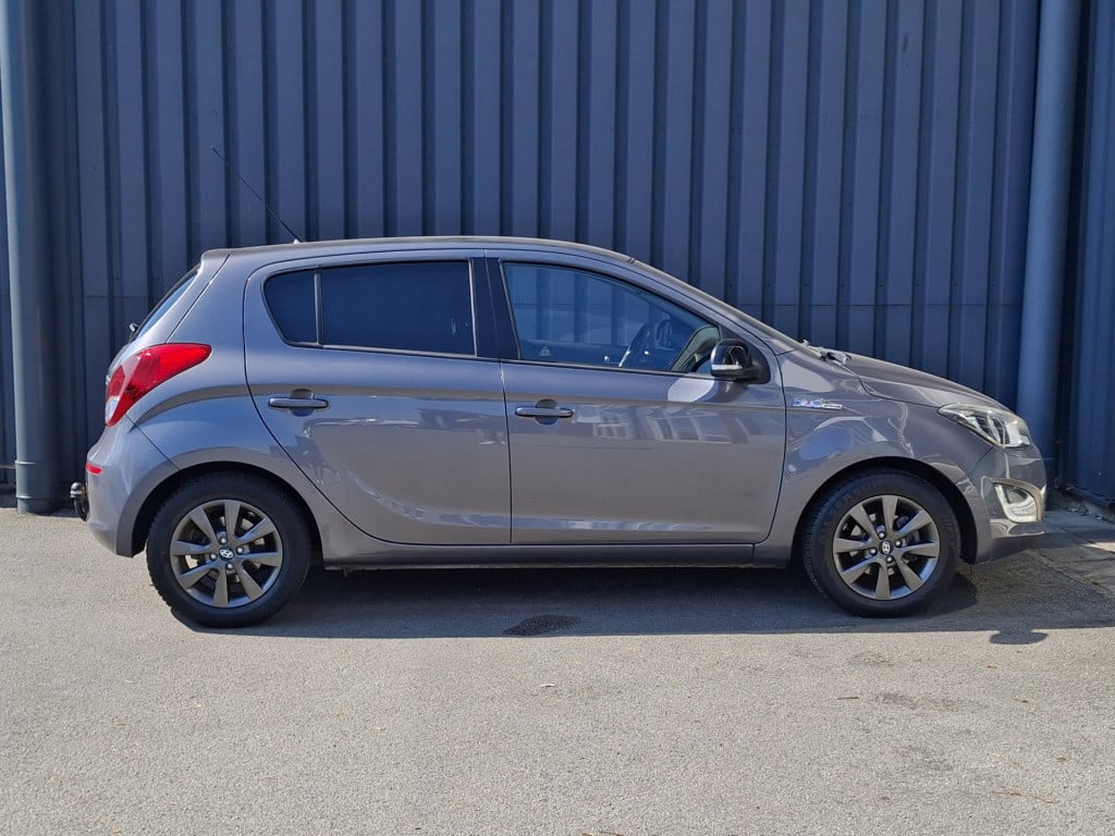 Hyundai I 20 1.2 hp i-motion 5-deurs | airco | trekhaak