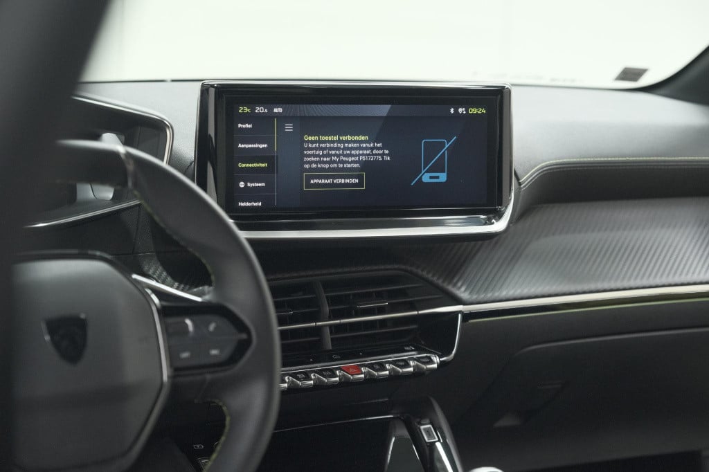 Peugeot 208 puretech 100 gt | camera | apple carplay | parkeersensoren