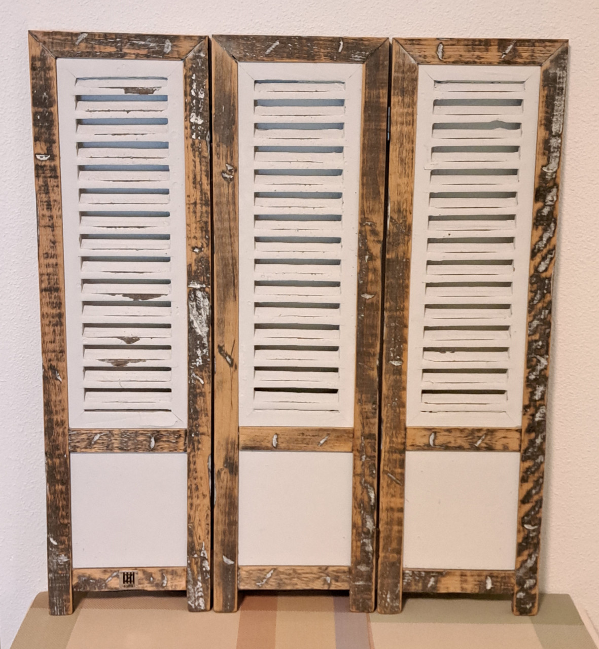 Mooie shabby chic drieluik shutter/raamscherm 70x60 cm