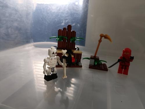 Lego 2258 Ninjago Hinderlaag