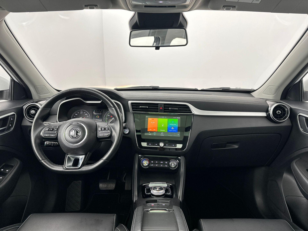 MG Zs-ev luxury 45 kwh | panoramadak | dealer onderhouden | leder | apple c