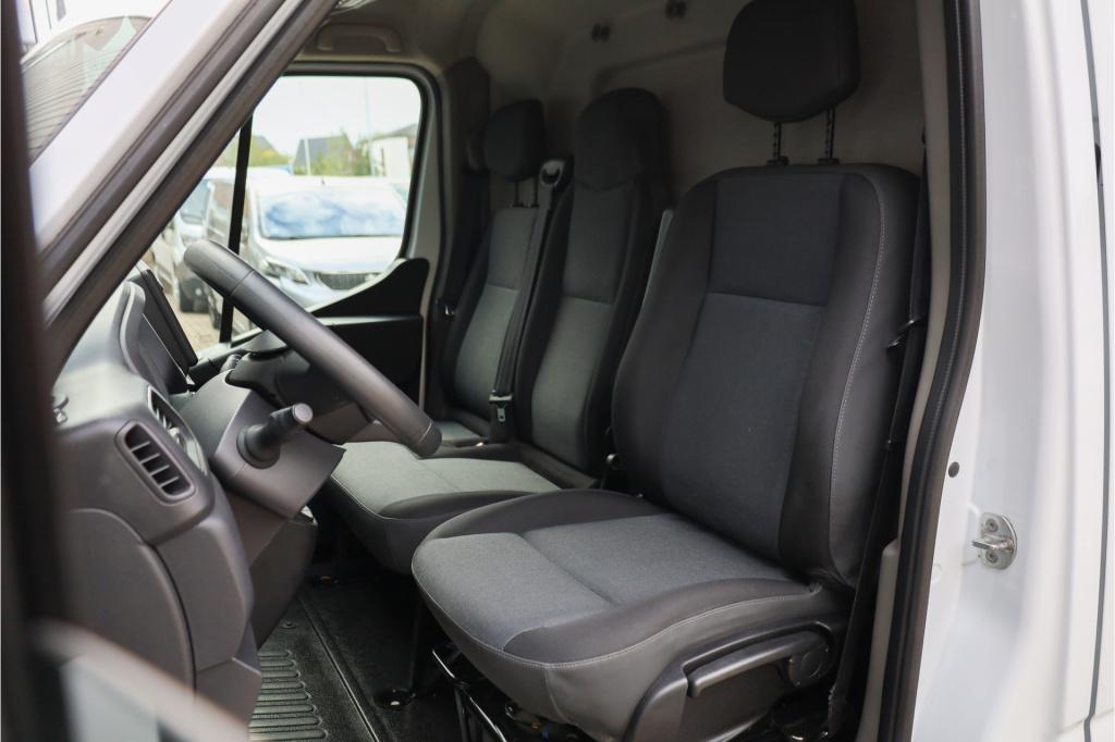 Renault Master t35 2.3 dci 150 l2h2 energy 2x schuifdeur i nav i cam i trek