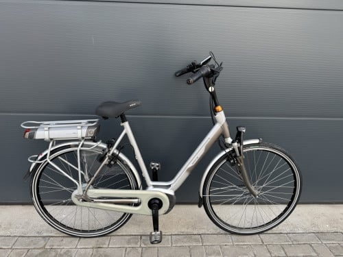 Batavus Wayz middenmotor elektrische fiets 500WH