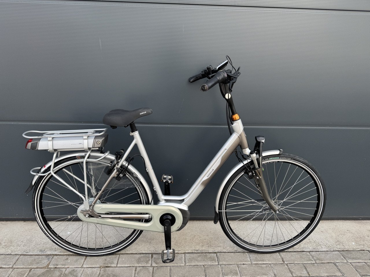 Batavus Wayz middenmotor elektrische fiets 500WH