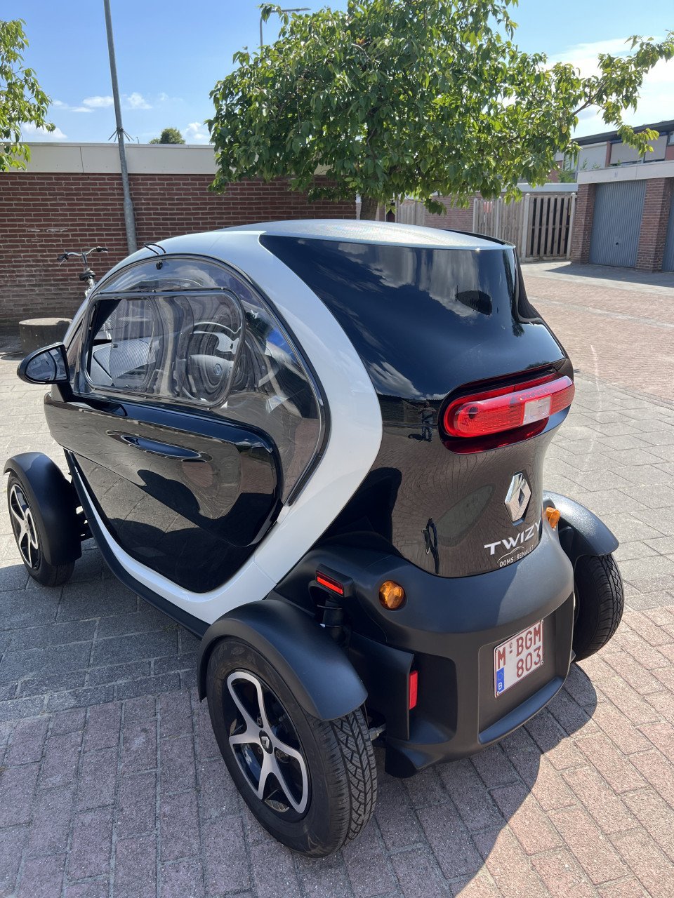 TWIZY MET 17.000KM EN KOOPACCU BJ 2020