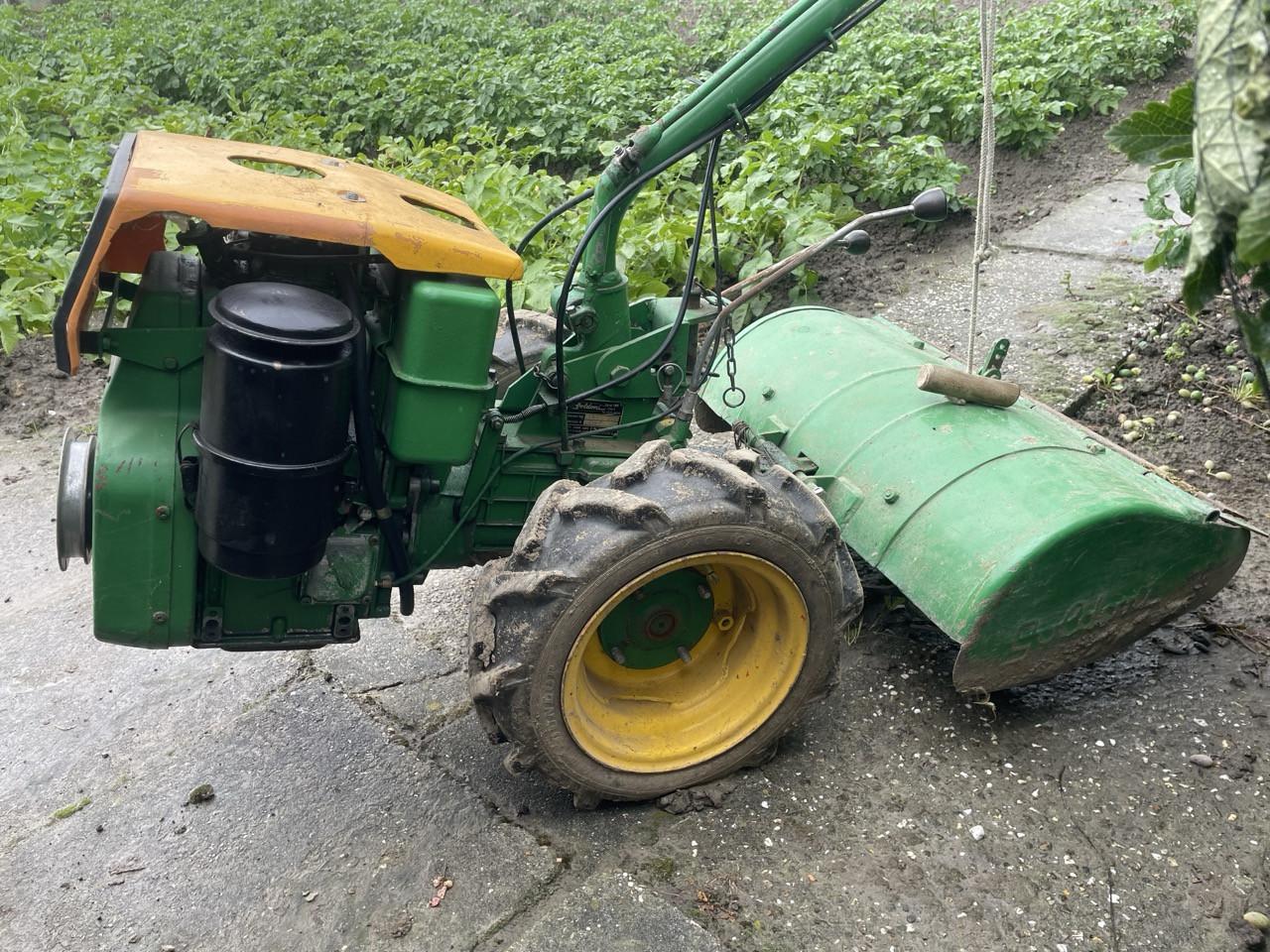 Tuin frees Goldoni 610 D  met 70cm feesbak