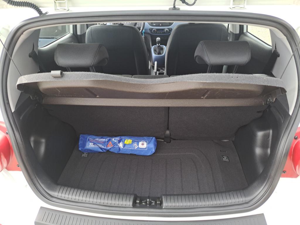 Hyundai I 10 1.0i i-motion comfort | 15.021 km !! | 1e eig. | nl auto | aut