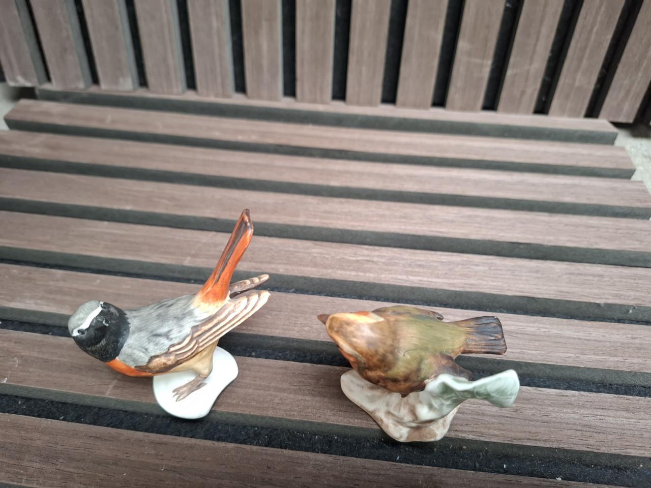 Twee Goebel porseleinen vogelfiguren, W. Germany